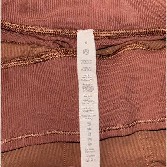 Lululemon Dance Studio Mid-Ride Jogger - Size 6 - Picture 5 of 6